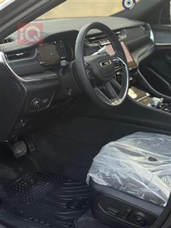 جیپ گراند شیرۆکی